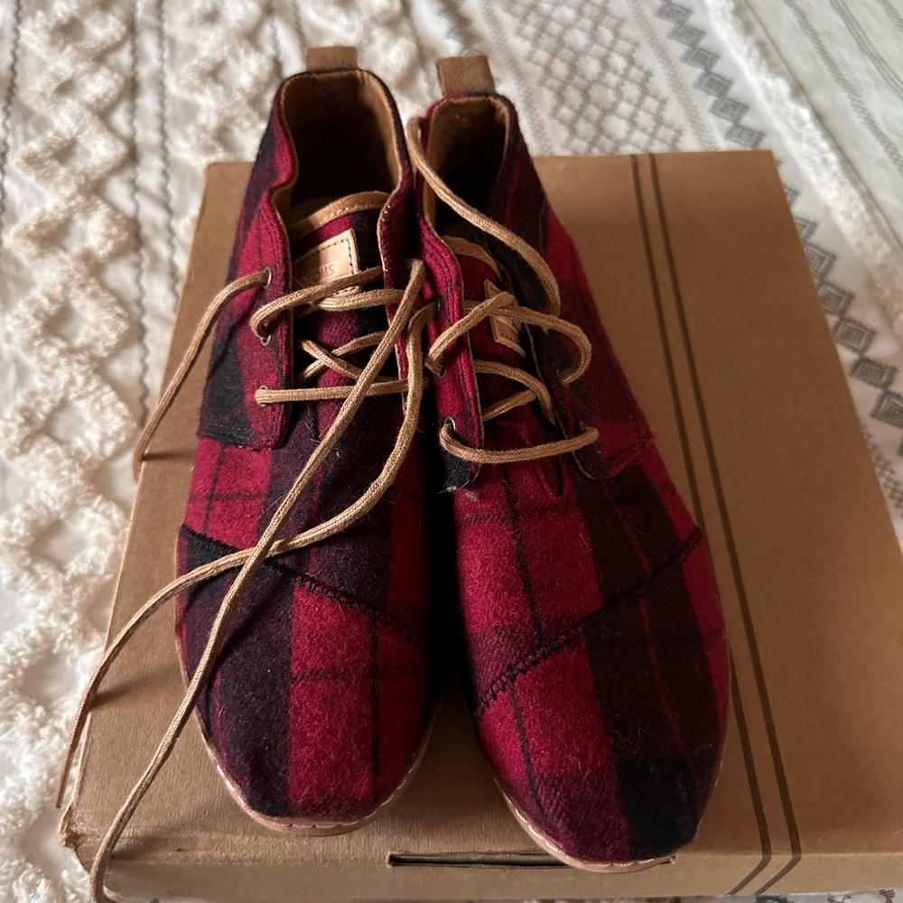 Tom shoes